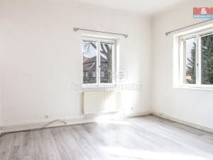 Prodej bytu 2+1, Nový Bor, Palackého náměstí, 66 m2