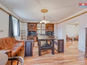 Prodej rodinného domu, Kozolupy, 285 m2