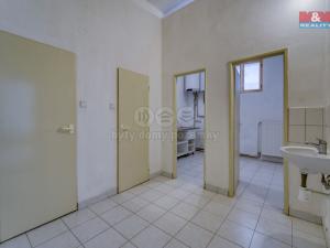 Pronájem kanceláře, Plzeň - Jižní Předměstí, Palackého, 167 m2