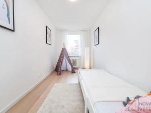 Prodej bytu 4+kk, Praha - Modřany, Botevova, 76 m2