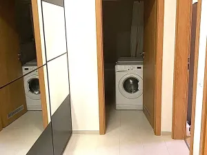 Pronájem bytu 2+kk, Praha - Hloubětín, Saarinenova, 58 m2