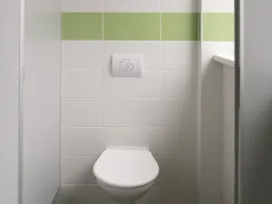 Pronájem skladu, Holubice, 1100 m2