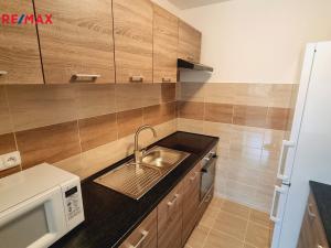 Prodej bytu 2+kk, Praha - Libuš, K lukám, 42 m2