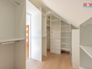 Prodej rodinného domu, Křížkový Újezdec, 196 m2