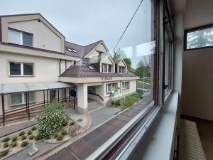Pronájem obchodního prostoru, Šenov, Radniční náměstí, 110 m2