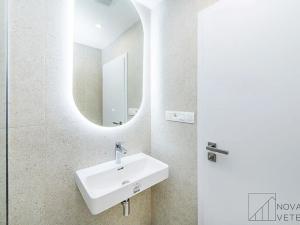 Prodej bytu 5+kk, Praha - Modřany, Pirinská, 90 m2