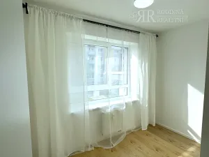 Prodej bytu 3+kk, Milovice, Spojovací, 45 m2