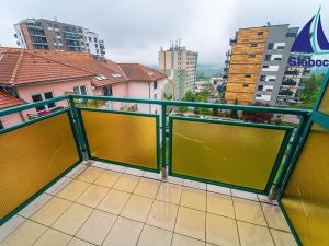 Pronájem bytu 1+kk, Praha - Horní Měcholupy, Padovská, 38 m2