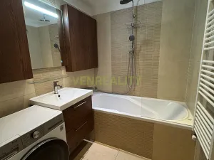 Pronájem bytu 3+kk, Praha - Hrdlořezy, Hrdlořezská, 74 m2