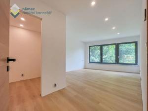 Prodej bytu 2+kk, Praha - Kobylisy, Klapkova, 86 m2