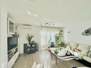 Prodej bytu 4+kk, Manilva, Španělsko, 81 m2