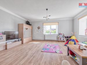 Prodej rodinného domu, Pazderna, 244 m2