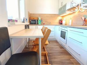 Prodej bytu 3+kk, Vsetín, Jasenická, 60 m2