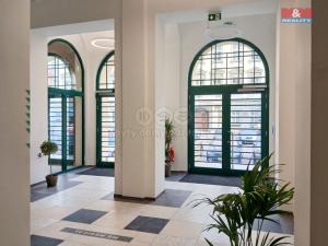 Prodej obchodního prostoru, Opava - Město, Masarykova třída, 60 m2