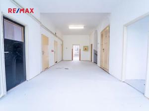 Pronájem kanceláře, Nymburk, Velké Valy, 250 m2