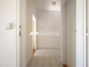 Prodej bytu 2+kk, Praha - Kyje, Pelušková, 40 m2