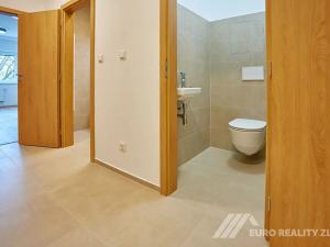 Pronájem bytu 2+kk, Zlín, Ševcovská, 65 m2