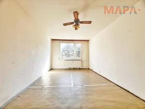 Pronájem bytu 2+1, Chomutov, Holešická, 62 m2