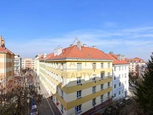 Pronájem bytu 1+1, Praha - Nusle, U družstva Život, 34 m2