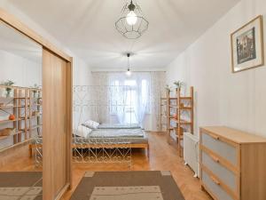 Pronájem bytu 2+kk, Praha - Vršovice, 28. pluku, 53 m2