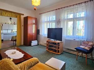 Prodej rodinného domu, Velké Popovice, Husova, 161 m2