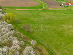 Prodej pole, Staré Město, 1837 m2