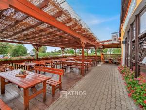 Prodej restaurace, Pasohlávky, 80 m2