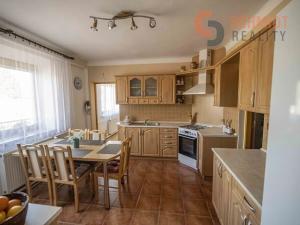 Prodej rodinného domu, Hrušovany nad Jevišovkou, Drnholecká, 160 m2