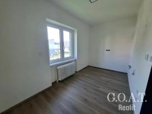 Prodej bytu 3+1, Plzeň, Nad Týncem, 77 m2