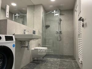 Pronájem bytu 2+kk, Praha - Modřany, Československého exilu, 58 m2