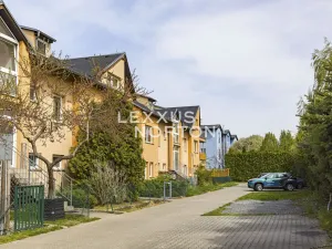 Prodej bytu 3+kk, Šestajovice, Revoluční, 65 m2