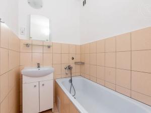 Pronájem bytu 2+1, Most, Žatecká, 56 m2