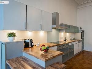 Pronájem kanceláře, Praha - Vinohrady, Italská, 110 m2