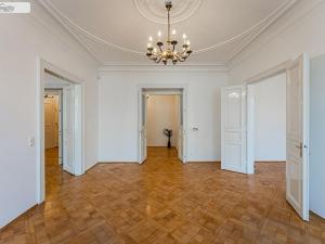 Pronájem bytu 2+1, Praha - Vinohrady, Italská, 110 m2