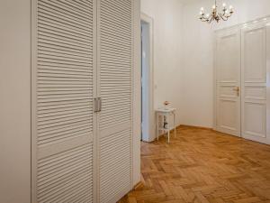 Pronájem bytu 2+1, Praha - Vinohrady, Italská, 110 m2