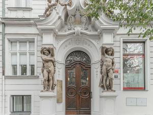 Pronájem bytu 2+1, Praha - Vinohrady, Italská, 110 m2