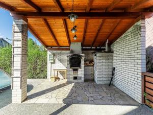 Prodej rodinného domu, Hrabyně, 250 m2