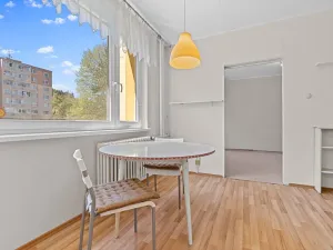Prodej bytu 2+1, Vsetín, Okružní, 54 m2