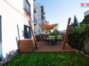 Pronájem bytu 3+kk, Pardubice - Zelené Předměstí, Pod Vinicí, 71 m2