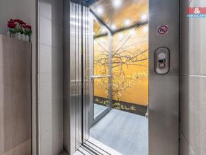 Prodej bytu 2+kk, Rakovník - Rakovník II, Dukel. hrdinů, 65 m2