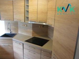 Pronájem bytu 1+1, Karlovy Vary, Jáchymovská, 46 m2