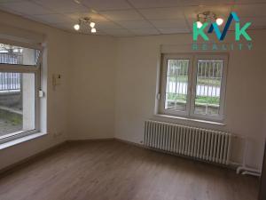 Pronájem bytu 1+1, Karlovy Vary, Jáchymovská, 46 m2