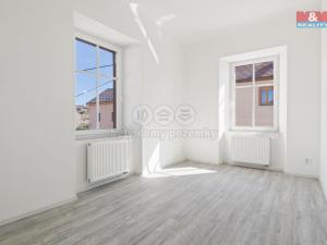 Prodej činžovního domu, Lochovice, 409 m2