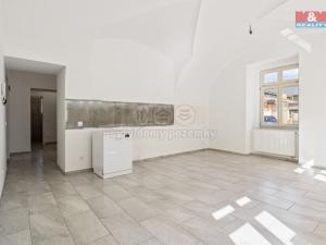 Prodej činžovního domu, Lochovice, 409 m2