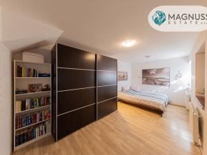 Prodej bytu 3+kk, Šternberk, Hlavní náměstí, 96 m2