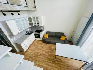 Pronájem bytu 2+kk, Praha - Libeň, Novovysočanská, 38 m2