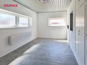 Pronájem kanceláře, Líbeznice, Mělnická, 110 m2