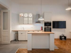 Pronájem bytu 2+kk, Praha - Vinohrady, Polská, 63 m2