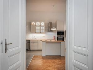 Pronájem bytu 2+kk, Praha - Vinohrady, Polská, 63 m2