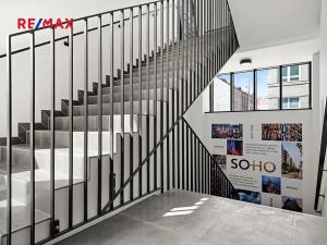 Pronájem bytu 1+kk, Praha - Holešovice, V háji, 36 m2